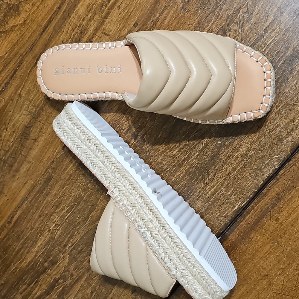Gianni Bini Quilted Leather Espadrille Slide Sandal - Picture 4 of 10